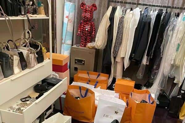 玉林市福绵回收一线品牌衣服